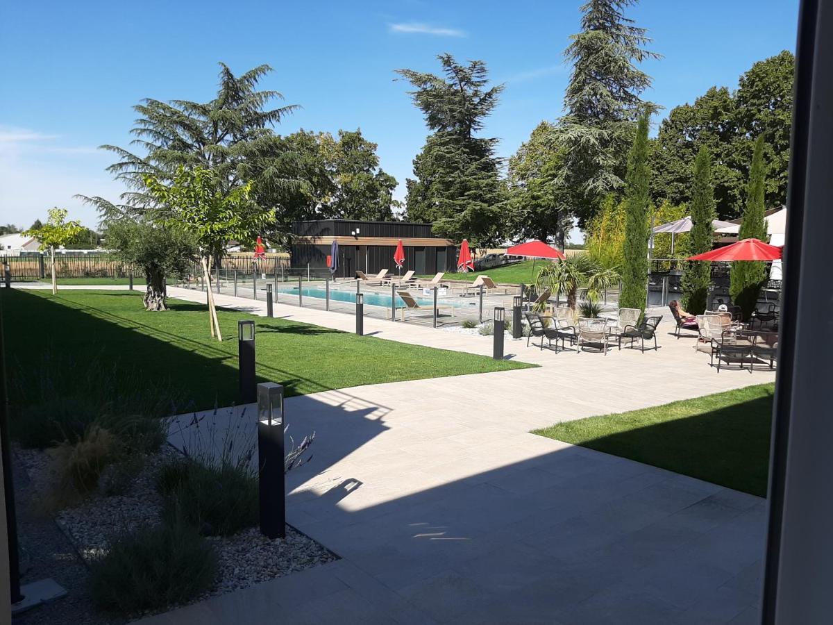 Logis Hotel Relais Saint Jacques - Chateauroux Déols Buitenkant foto